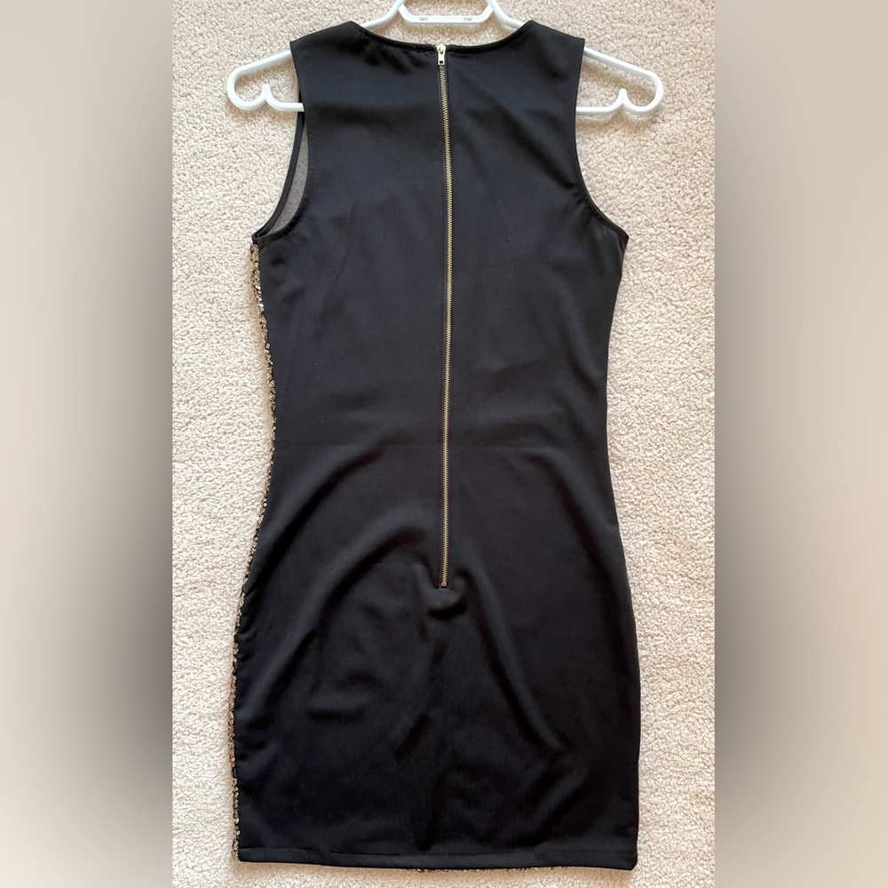 ATMOSPHERE SEQUINS MASH DETAILED DRESS - Picture 3 of 8